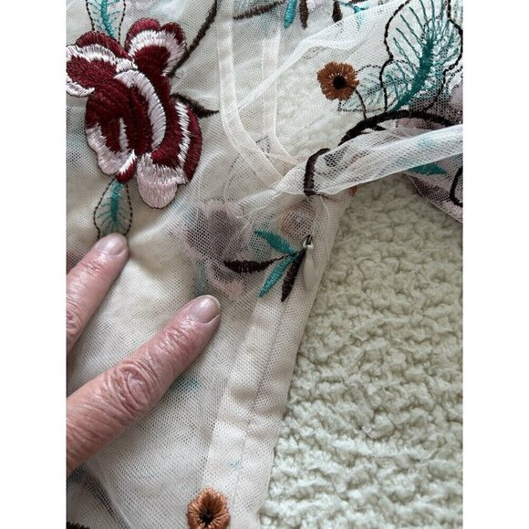 Endless Rose Long Sleeve Round Neck Embroidered Floral Mesh Top Beige/Red Size S - Picture 7 of 13